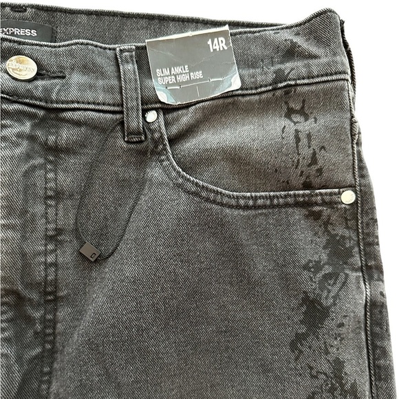 Express NWT Super High Waisted Slim Ankle Jeans - Picture 4 of 7